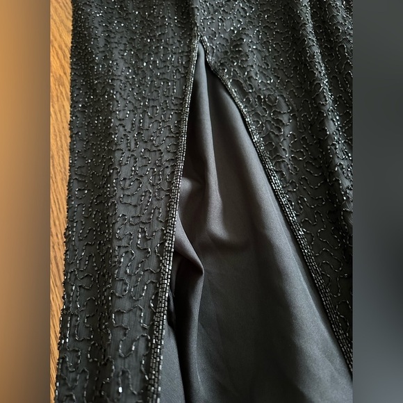 Lawrence Kager 100% Silk Embellished Sequined Dress  Back Slit Sz M Demure - Picture 13 of 15